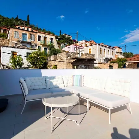 Cosy House In The Heart Of