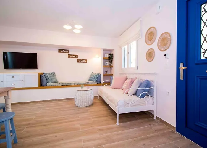 Cosy House In The Heart Of Prázdninový dům Gythio