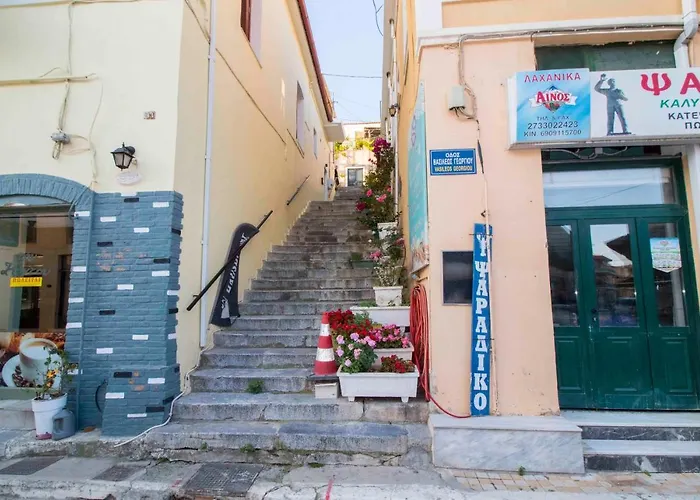 Cosy House In The Heart Of *