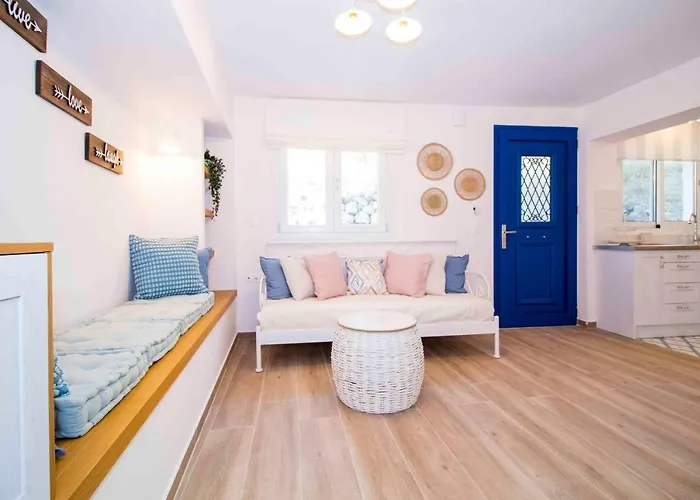 Cosy House In The Heart Of Prázdninový dům Gythio